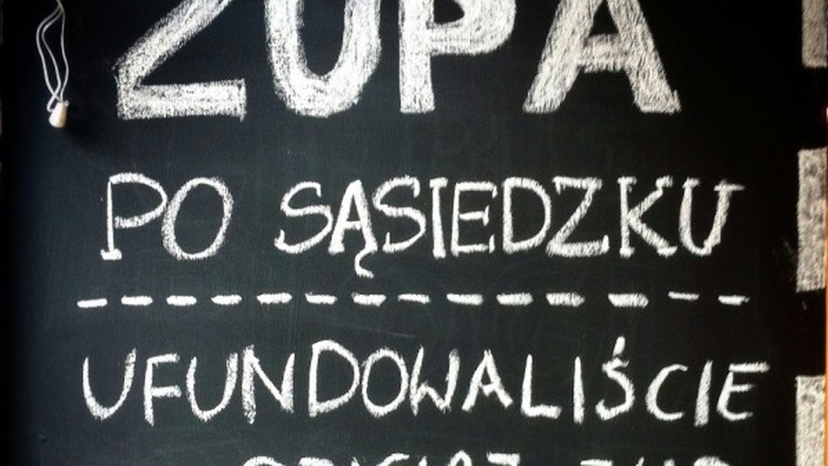 "MMWrocław": Bartek Dajer, właściciel jednej z wrocławskich restauracji, namawia, żeby w jego lokalu dzielić się" zupą. Inspiracją była akcja "Zawieszona kawa".