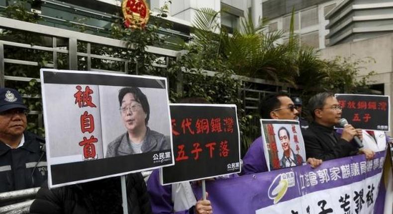 Two missing booksellers return to China hours after re-appearing in HK - report
