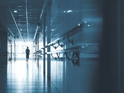 Niedźwiedzia przysługa resortu zdrowia. Szpitale są winne NFZ 371 mln zł