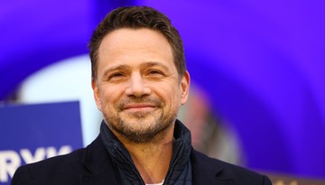 Radni KO przeciw decyzjom Trzaskowskiego. Spór o zwężanie ulic w stolicy narasta