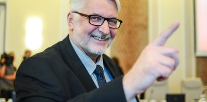 Waszczykowski nie chce powiedzieć co zrobił z nagrodą