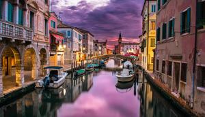 Quiet canal, Venice Italy [Unsplash]