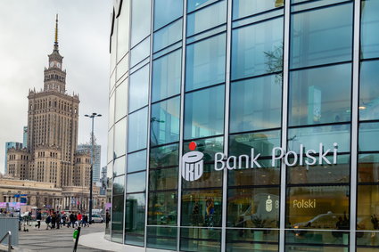 Największy polski bank ujawnił, ile zarobił. Wiadomo, co z kredytami