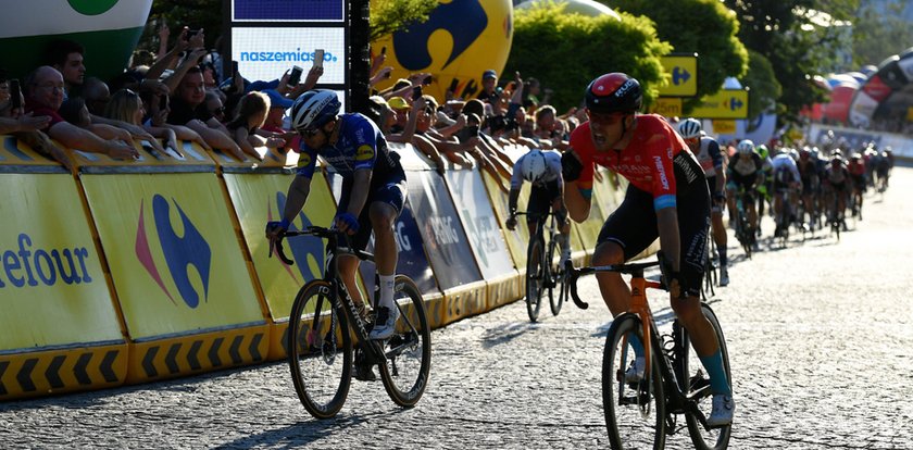 Tour de Pologne wreszcie bezpieczne. Po wypadku Holendra zrezygnowano z metalowych barierek