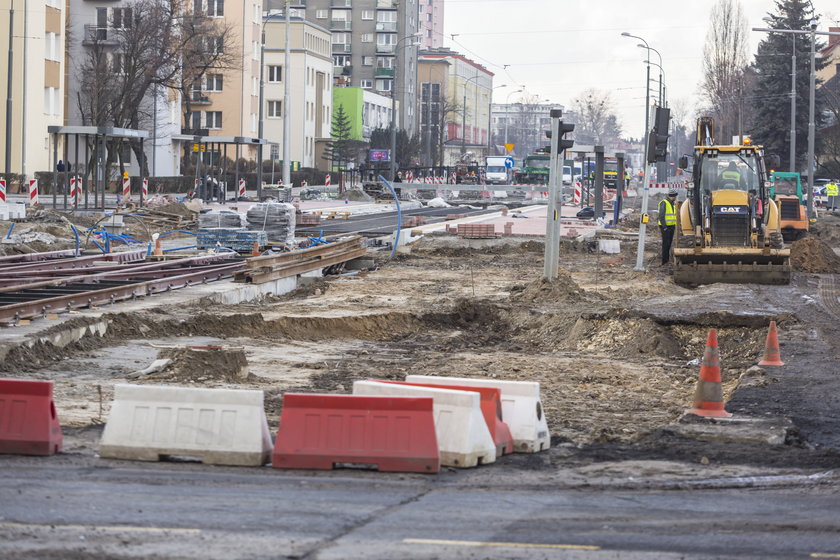 Urzędnicy instalują kamery na budowach