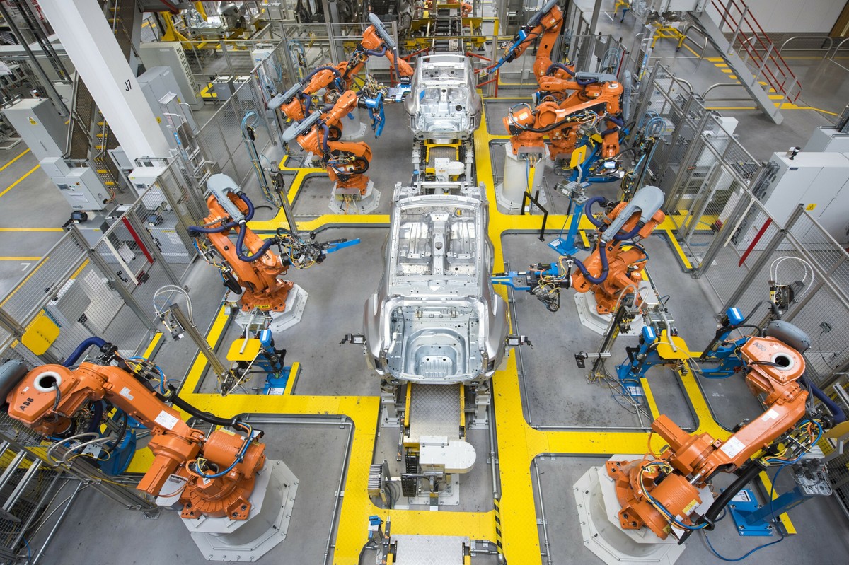 Cyberatak na Jaguar Land Rover. Tysiące miejsc pracy zagrożone