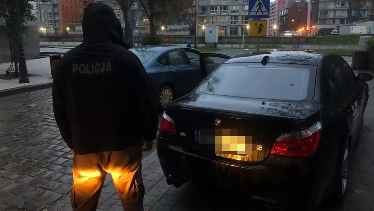 Policjanci odzyskali skradzione BMW