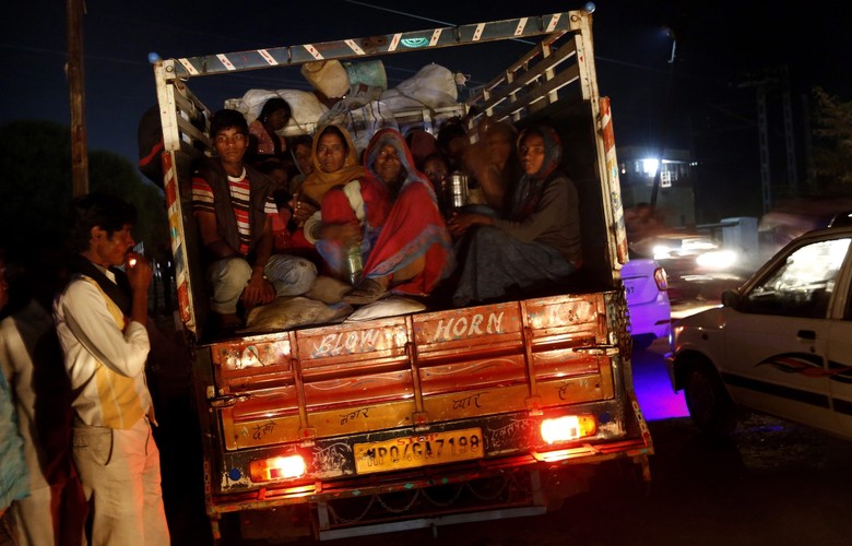 Tradycja i skręcane papierosy beedi powoli zabijają Hindusów