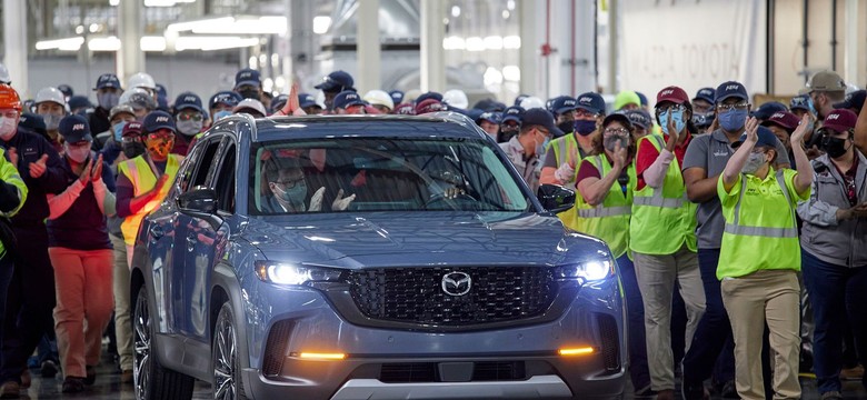 Mazda CX-50 już w produkcji, CX-60 i CX-80 jadą do Polski. Silnik Wankla wraca