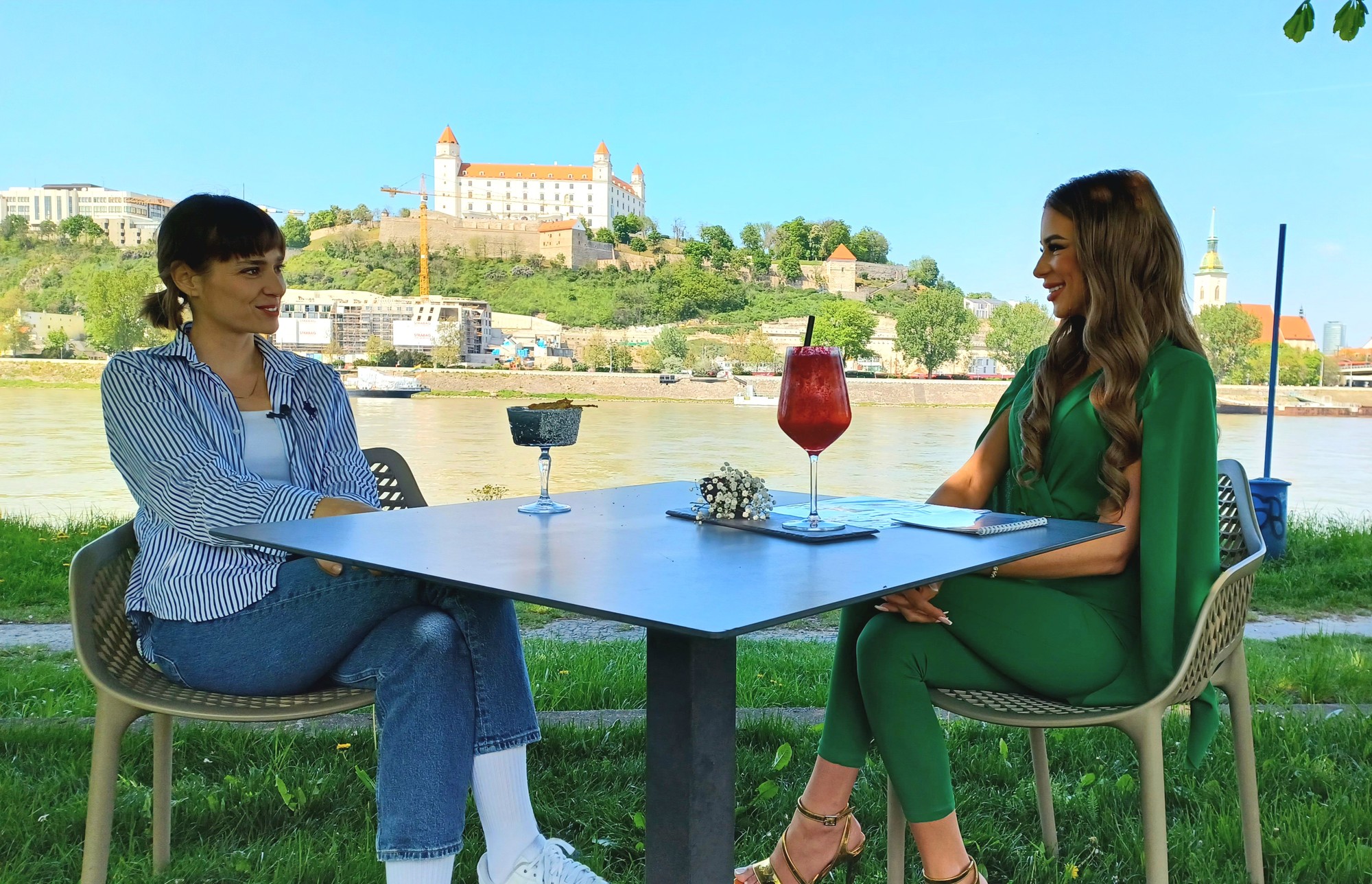 Lucia Hlaváčková v relácii Na Koktejl so Silviou.