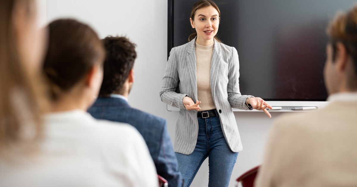 Zwolnienie z VAT szkoleń zawodowych. Kluczem jest cel działalności
