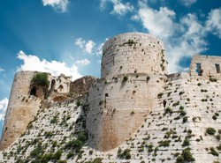 NATO: Interwencja nie jest dobrą drogą dla Syrii