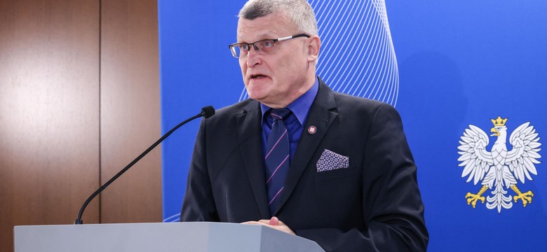 Rośnie liczba zakażeń koronawirusem. Grzesiowski: Nie jesteśmy w stanie zatrzymać tego procesu