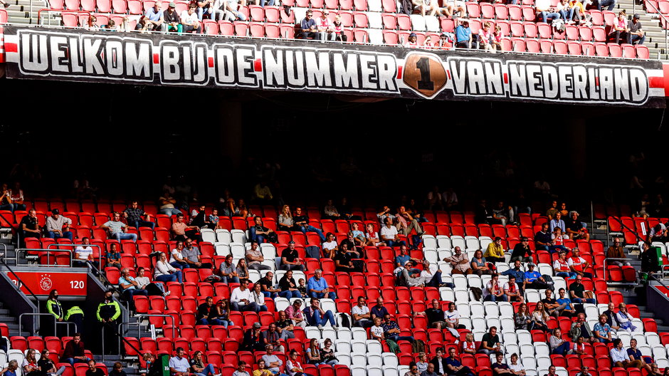 Kibice na stadionie Ajaksu Amsterdam