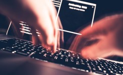 Jak ochronić nasze pieniądze przed atakami hakerów?