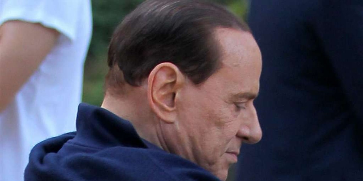 Berlusconi padł ofiarą zemsty fryzjera