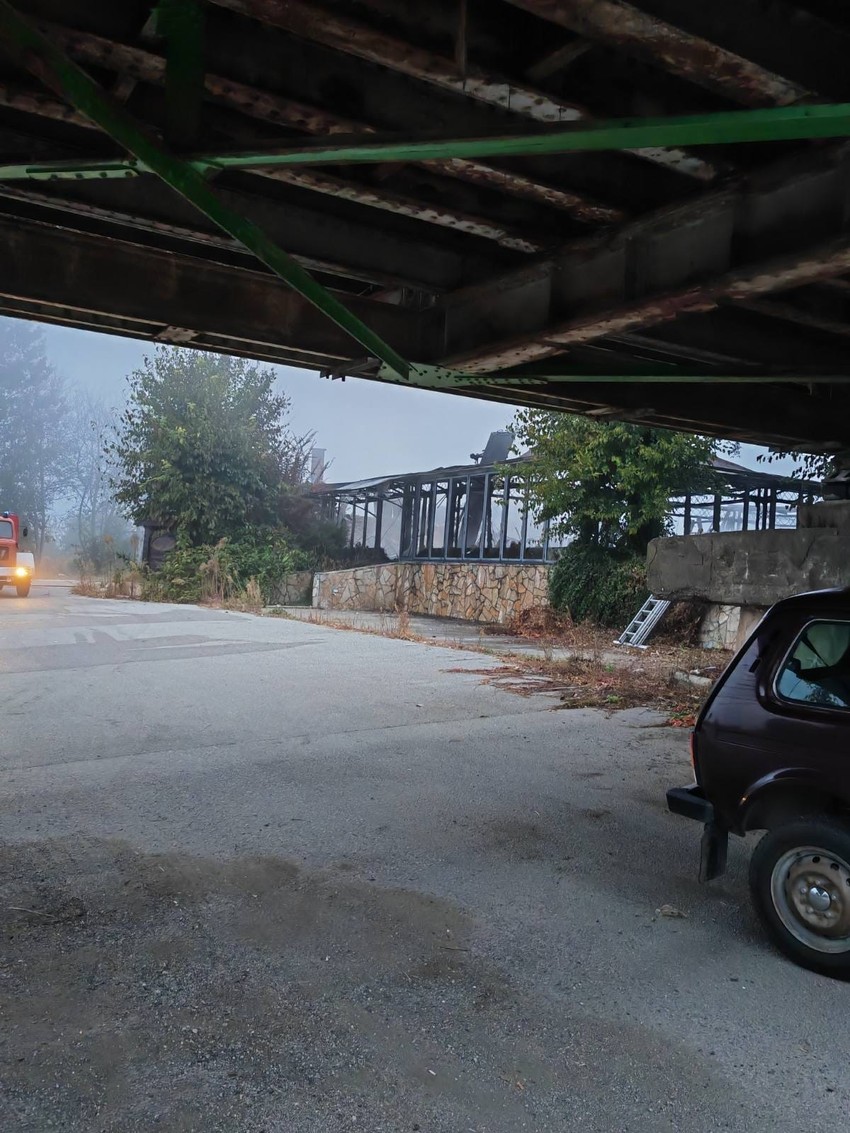 Fotografije nakon požara u restoranu