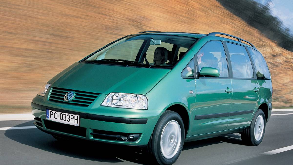 Volkswagen sharan 2000. Volkswagen Sharan 2 дефлекторы. Фольксваген Шаран 2002 дефлекторы. Ветровики на Шаран 2 купить в Украине.