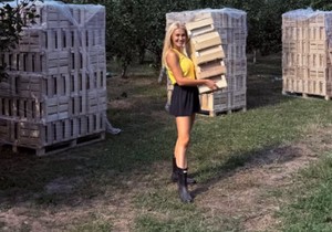  Bojana Ristivojević na selu