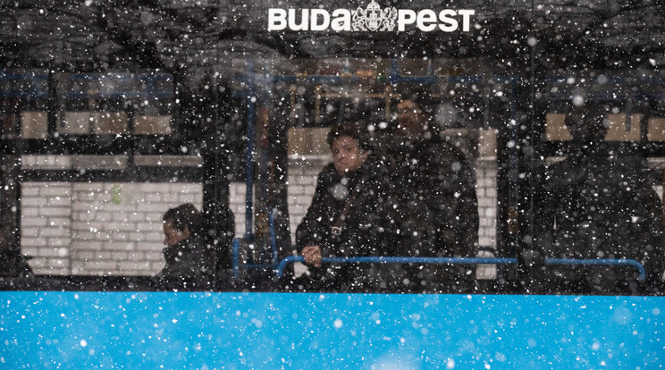 Több budapesti agglomerációs járatot is érint majd a Volán két napos sztrájkja, országszerte 23 ezer járat fog kimaradni. / Fotó: Blikk, Zsolnai Péter /