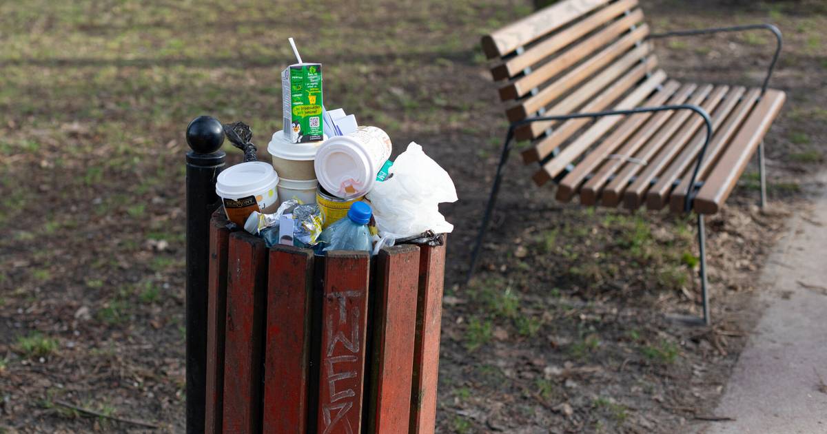 Tego nie wolno wyrzucać do miejskiego kosza, a robimy to nagminnie. Grozi mandat