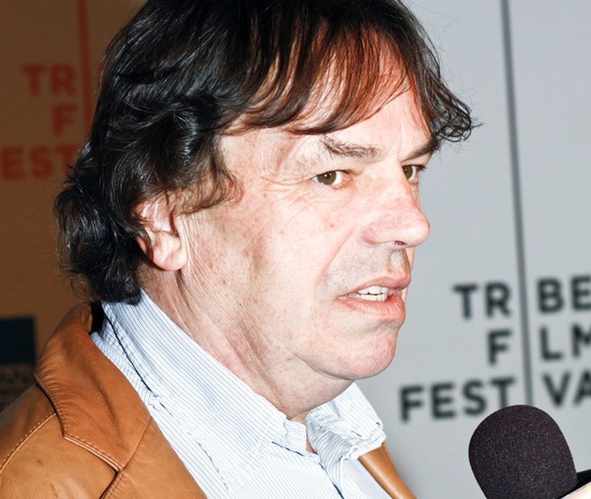 Twórca "Wywiadu z wampirem", Neil Jordan potrącony przez autobus