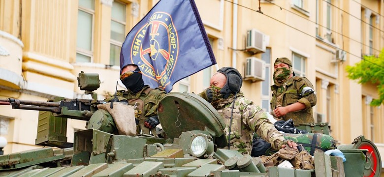 Panika, niepewność i masowa wypłata gotówki. "Dla Kremla to bardzo niebezpieczne tendencje"