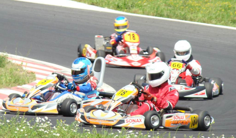 Rotax Max Challenge - Gwiazdy sportu samochodowego na torze kartingowym