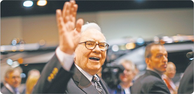 Wskazując potencjalnego następcę, Warren Buffett kierował się instynktem. Tak czynił przez całą biznesową karierę , podczas której firmę tekstylną udało się mu przekształcić w ogromny koncern Fot. Reuters/Forum