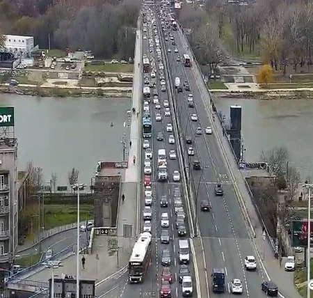 Gužve su na Brankovom mostu