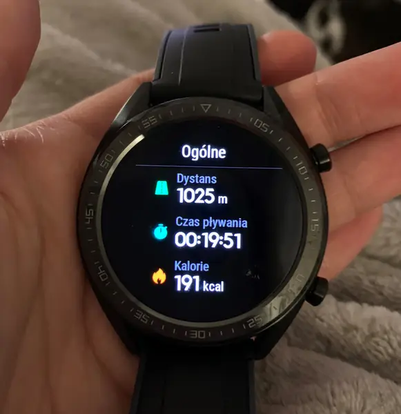 Do biegania i pływania smartwatch Huawei sprawdza się doskonale