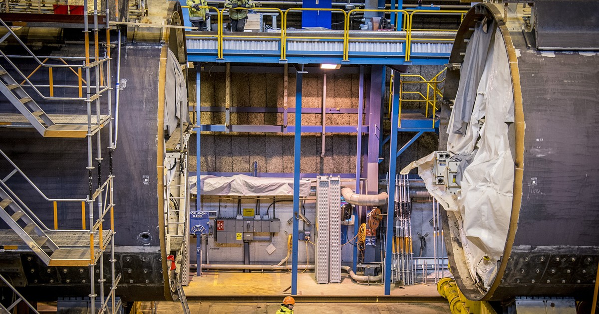 Stocznie produkujące okręty podwodne są pilnie strzeżone. Odwiedziłem jedną z nich