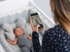 Lepiej TO wiedzieć! TAKIE mogą być konsekwencje wrzucania zdjęć dzieci do Sieci w dobie AI