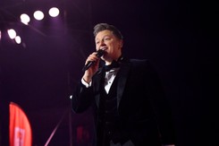 Rafał Brzozowski zostanie gwiazdą Polsatu? 'Obiecali mu złote góry'