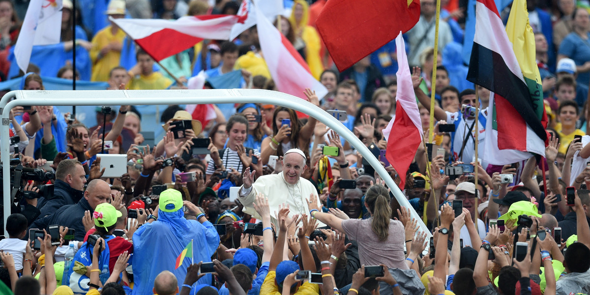 Papież Franciszek przyleciał do Krakowa w środę, 27 lipca. Światowe Dni Młodzieży zakończą się w niedzielę, 31 lipca