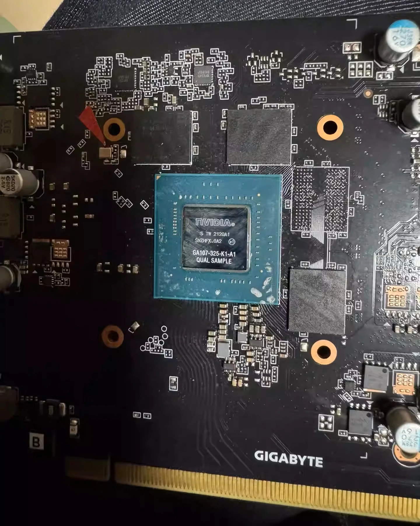 Nvidia GeForce RTX 3050 6 GB w wersji od Gigabyte – GA107-325 z bliska