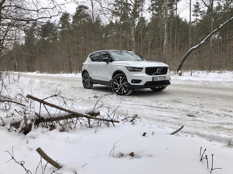 Volvo XC40 T5 FWD Recharge R-Design