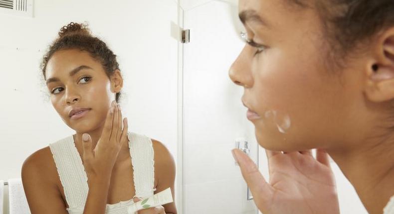 8 bad habits that trigger acne [bioclarity]