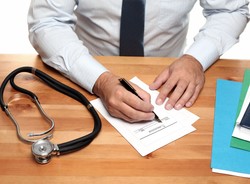 Pacjenci przepłacają, zyskuje NFZ. Co z tym dalej?