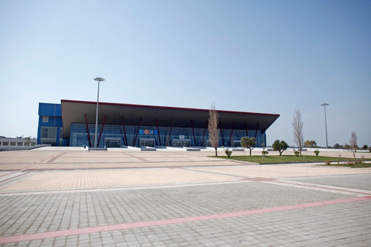 8 lat po Olimpiadzie w Grecji w 2004 r. Hala bokserska w kompleksie olimpijskim w Hellinikon niedaleko Aten.