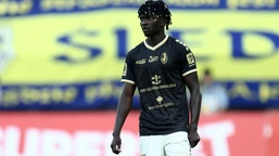 absurdalna próba oszustwa juwary. gracz pogoni najgorszym aktorem wśród piłkarzy