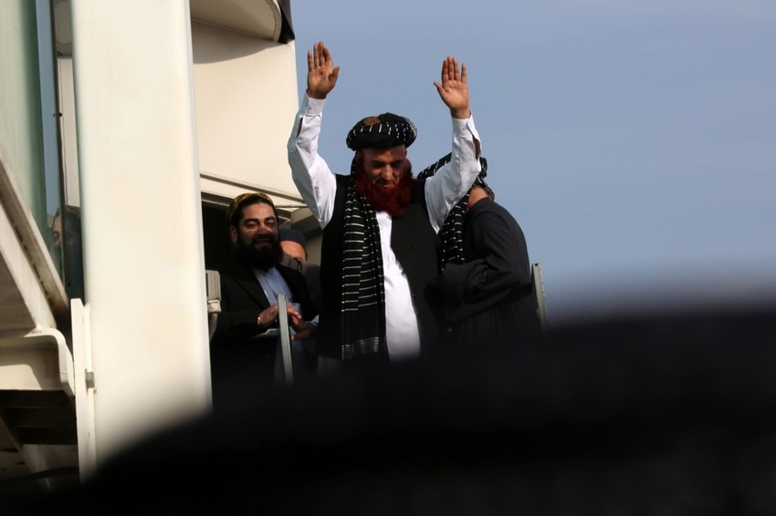 Poslednji avganistanski zatvorenici u Kabulu 12. februara 2024. nakon oslobađanja iz Gvantanama