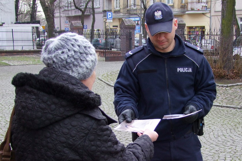 Uwaga na fałszywych polcijatów