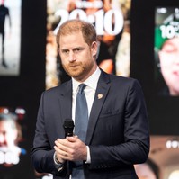 Meghan és Harry herceg házassága válságban? A barátok szerint a herceg kapuzárási pánikkal küzdhet!