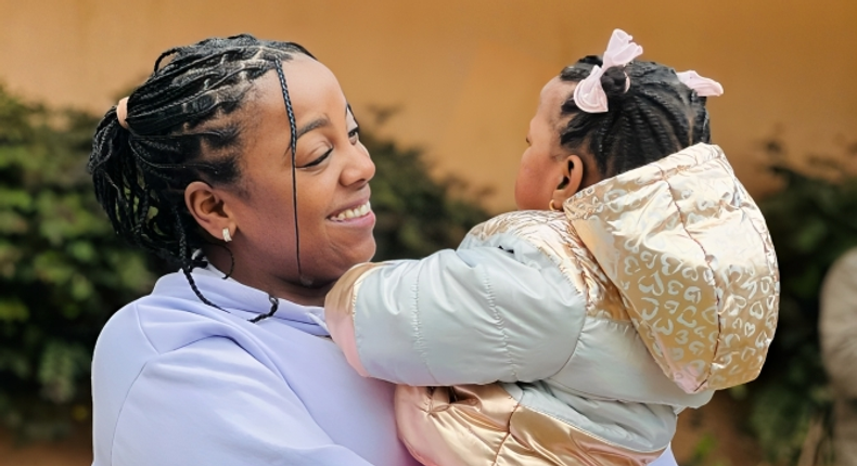 Jackie Matubia and her daughter