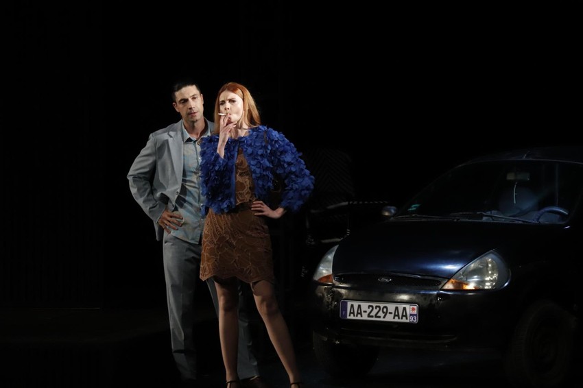 Glumci na sceni tokom predstave