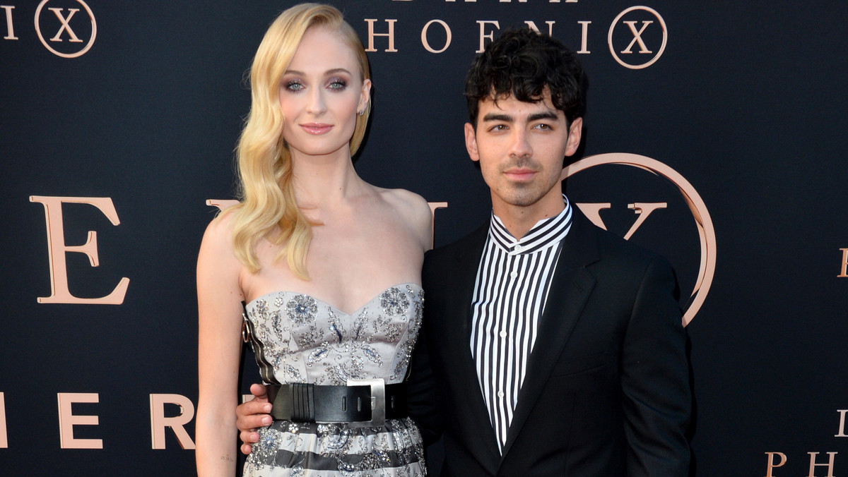 Joe Jonas i Sophie Turner z "Gra o Tron" będą mieć dziecko! "Szczęście zaczyna się z Tobą"