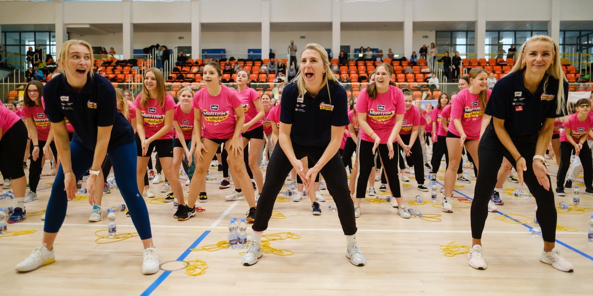 Tak ćwiczyły uczennice z olimpijkami