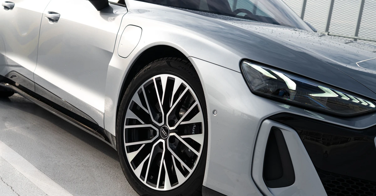 Co drugi klient wybiera ten model. Ruch w salonach coraz większy