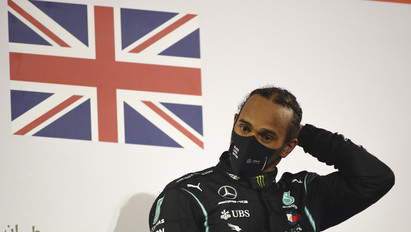 Most jött: Lewis Hamilton is elkapta a koronavírust
